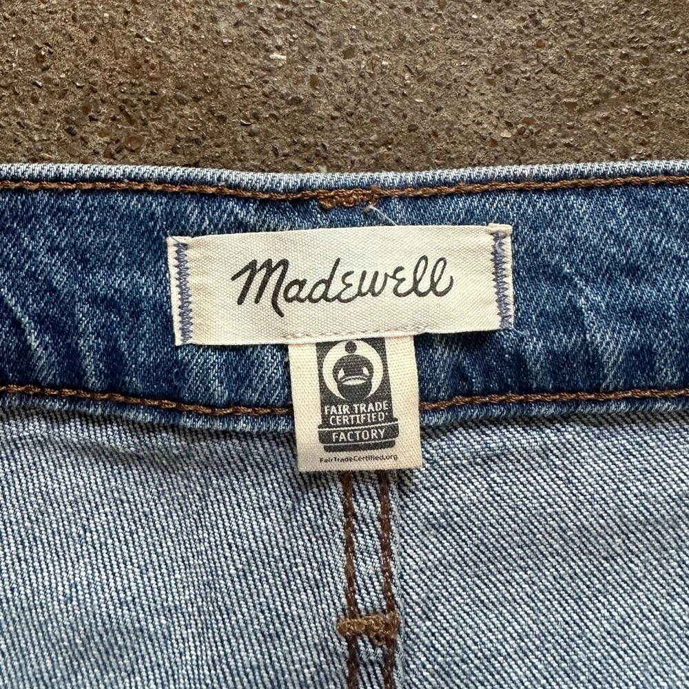 Madewell The Perfect Vintage Jean in Medium Wash Raw Hem Knee Rip Size 30 - Picture 6 of 9